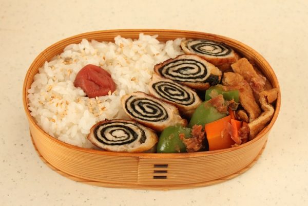 2品弁当の詰め方