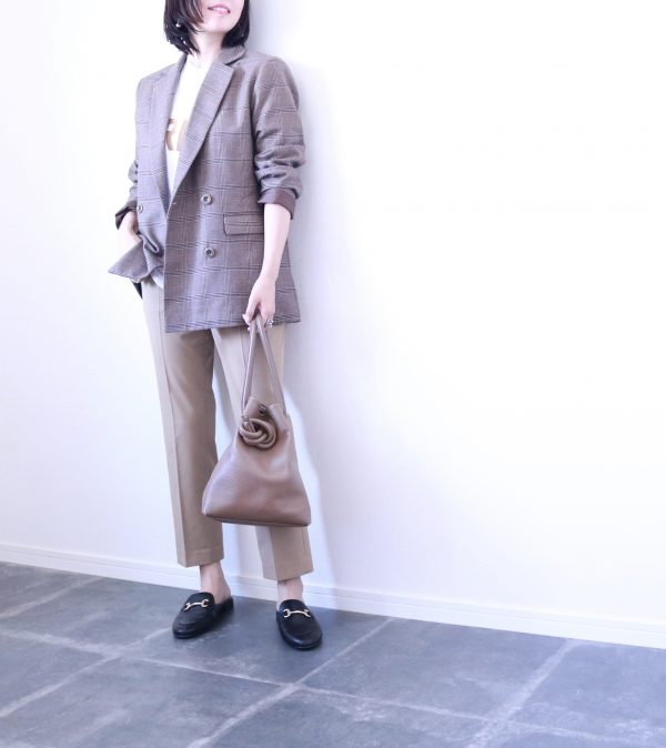 UNIQLO「スマートアンクルパンツ」着回しコーデ