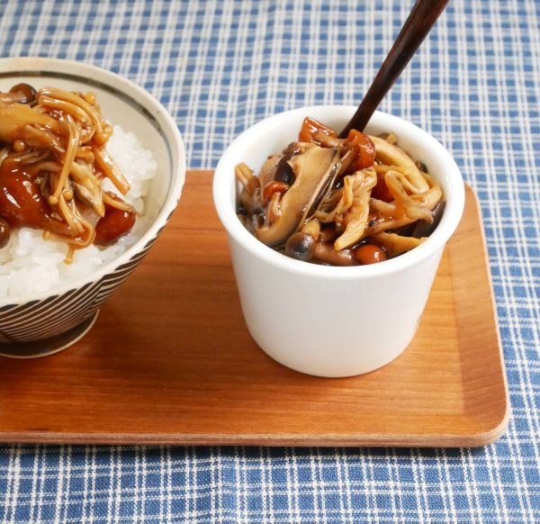 鍋に入れて煮るだけ!ご飯がすすむ「きのこのしぐれ煮」