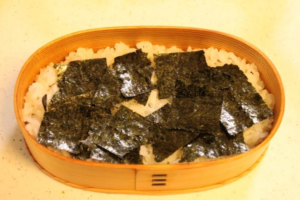 2品弁当の詰め方