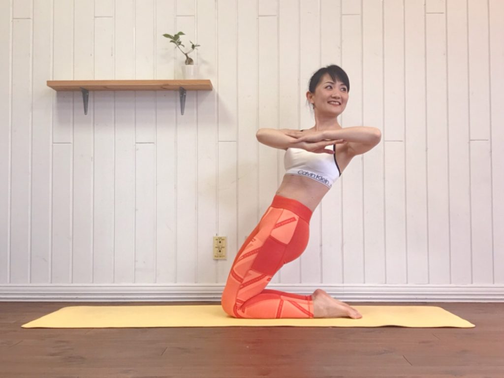 腰の贅肉をガバッと取りたい!美くびれ「リーンツイスト」エクササイズ