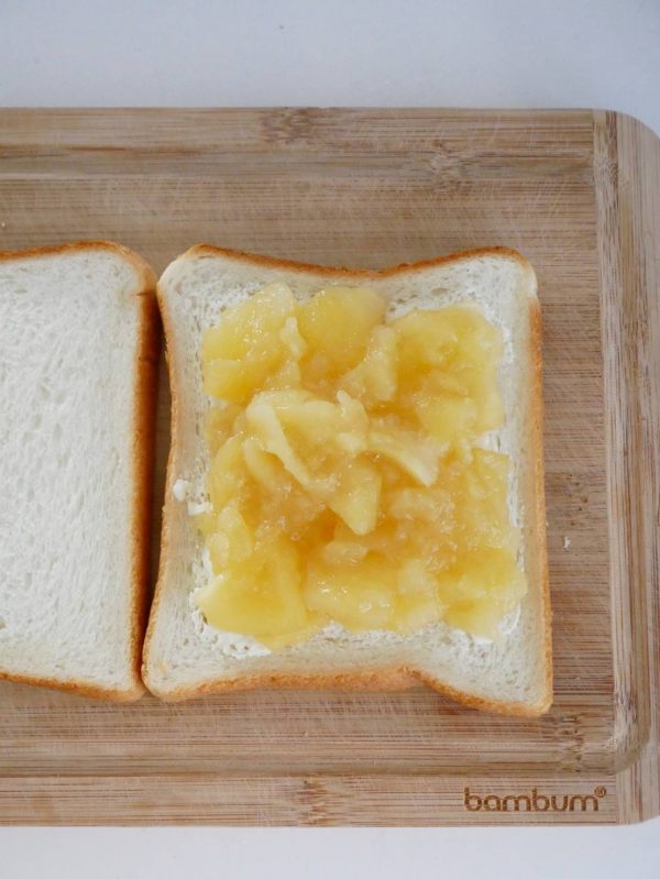 りんごのホットサンド