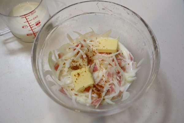 失敗なし!レンジホワイトソースで簡単「グラタントースト」