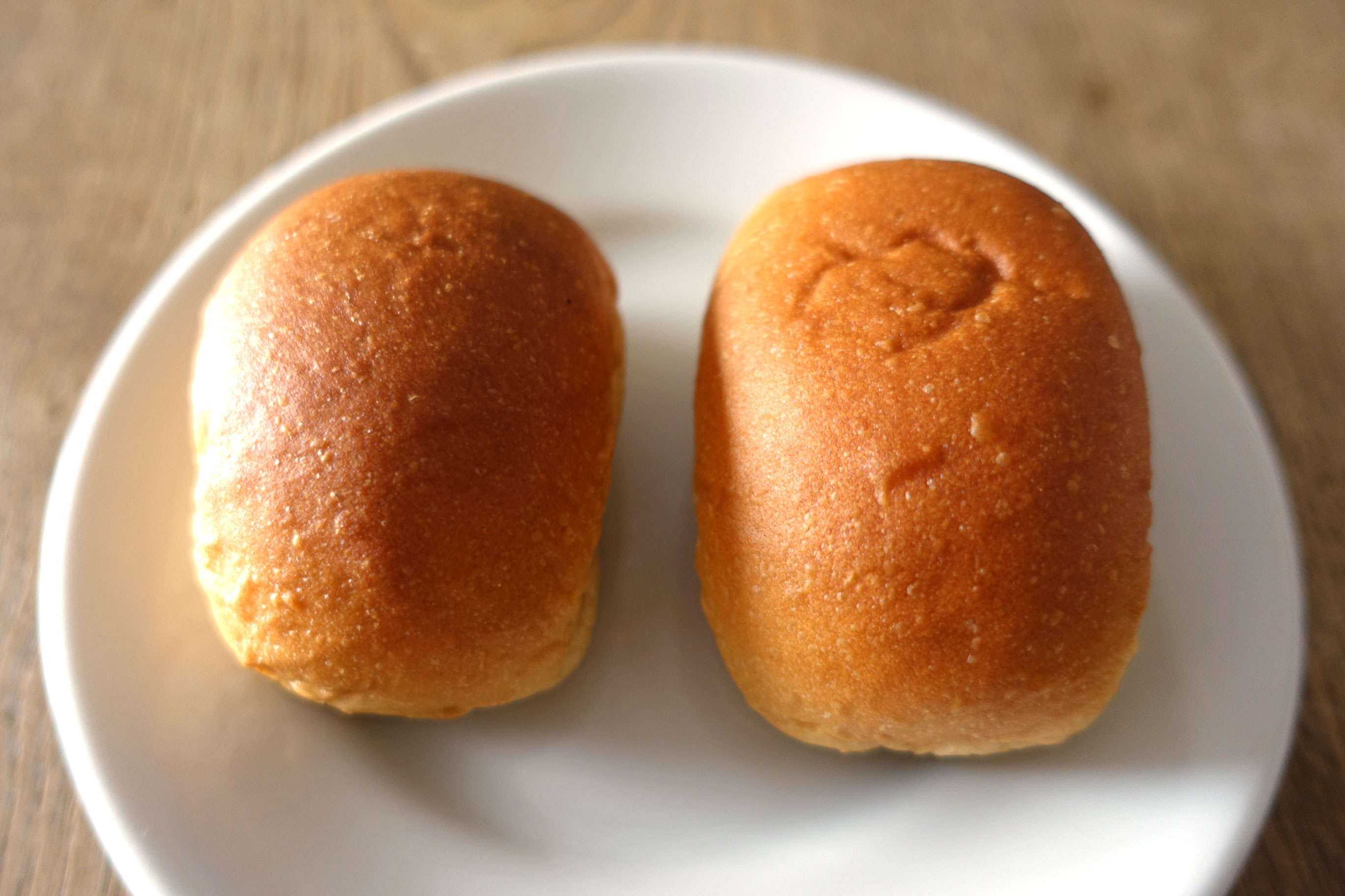累計3億個以上売れたパンがリニューアル！ローソンの糖質オフ「ブランパン」食べ比べレポート♪