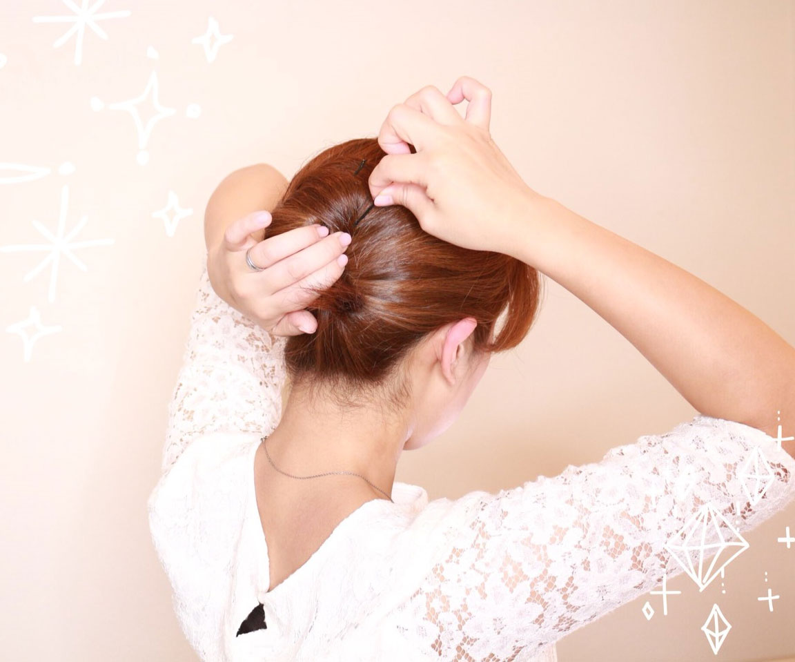 ヘアピンだけ＋5分で完成！自分で簡単にできる「夜会巻き」アレンジ♪