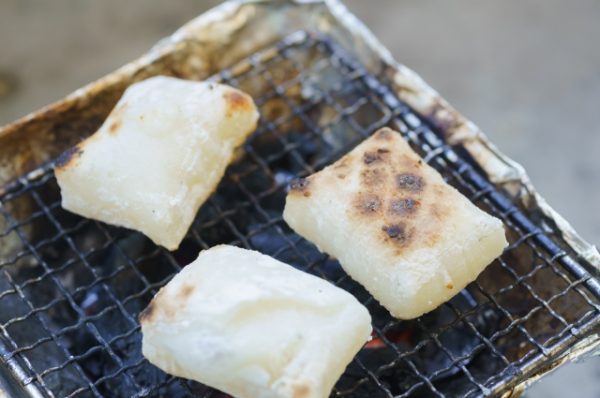“Omochi”じゃ通じないかも！お正月の「お餅」を英語でどう言う？