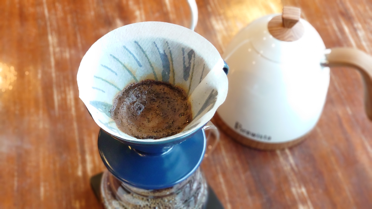 30秒の蒸らしがコツ!簡単でおいしい「ハンドドリップ」コーヒーの淹れ方