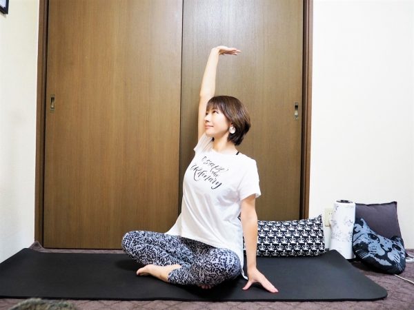 風邪をシャットアウト！ポカポカな体になる「肩甲骨まわり」ストレッチ