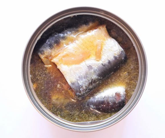 イワシ缶詰