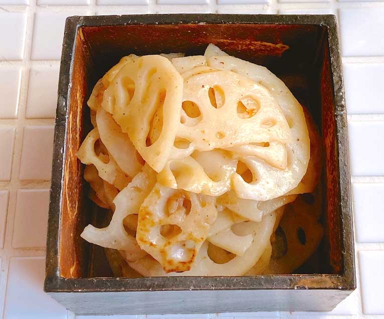 ご飯のお供に！簡単やみつき「辛子蓮根きんぴら」の作り置き