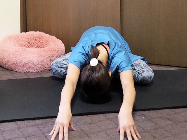 新しい生活様式でイタタ…腰痛をケアする「お尻ストレッチ」♪
