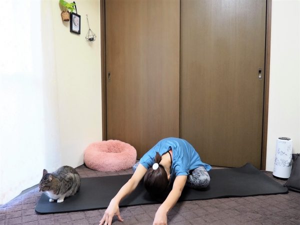 新しい生活様式でイタタ…腰痛をケアする「お尻ストレッチ」♪