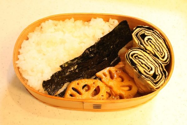 2品弁当の詰め方