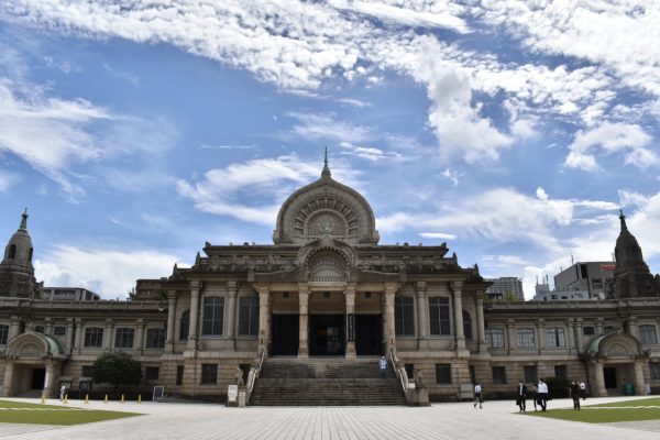 築地本願寺で朝活