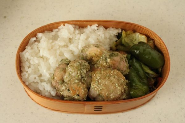 2品弁当の詰め方