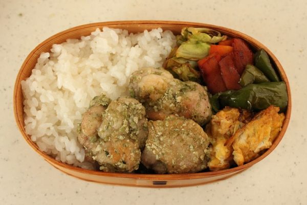 2品弁当の詰め方