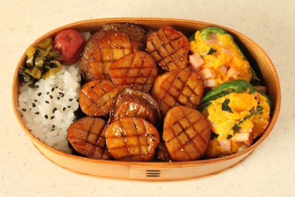 2品弁当の詰め方