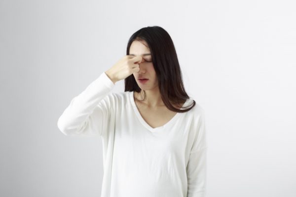 フラフラスル女性