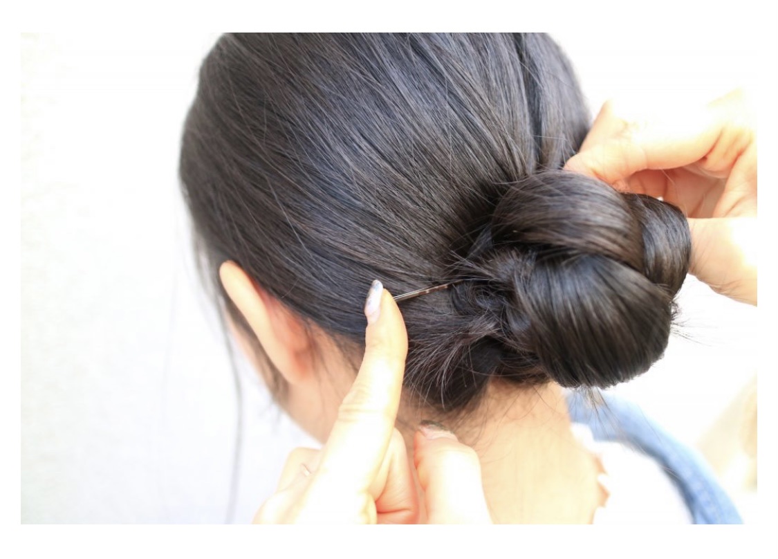 自分でできる！第一印象をアップする上品ヘアアレンジ術【ロングヘア編】