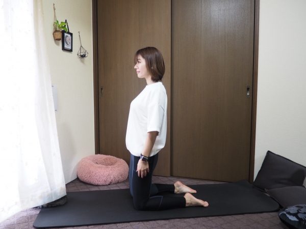 滞ったリンパを流す!美肌力を上げる裏ワザ「ひざ裏」ストレッチ♪