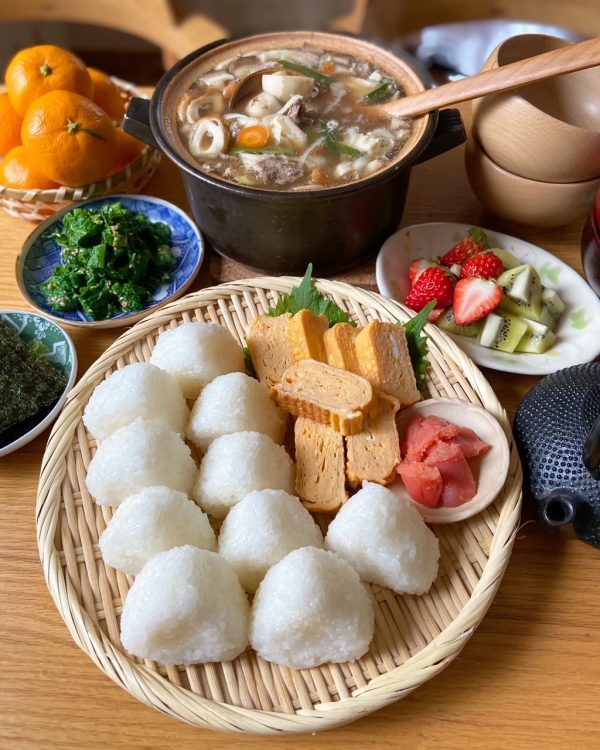 寝る前のひと手間で朝にゆとりを!品数豊富な朝食を楽しむコツ