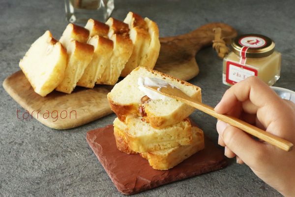 材料2つだけ!ホットケーキミックス×15分で簡単「クイックブレッド」