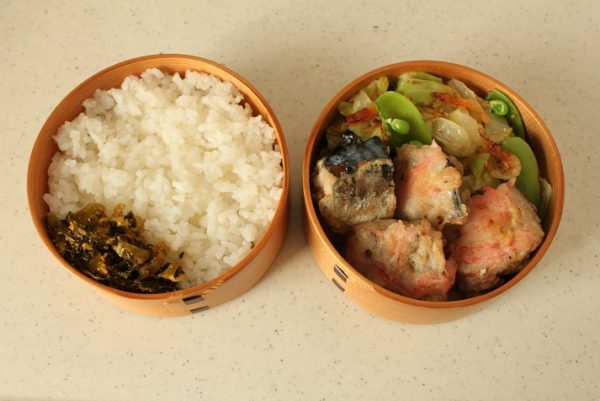 お弁当の詰め方