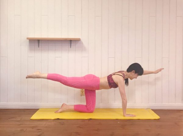 2週間続けてみて！3つの”痩せ筋”を使う「脂肪燃焼エクササイズ」byTOMOKOさん