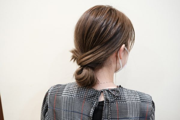 ワンポイントでおしゃれ見え!簡単「お団子」ヘアアレンジ術♪