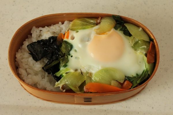 お弁当の詰め方