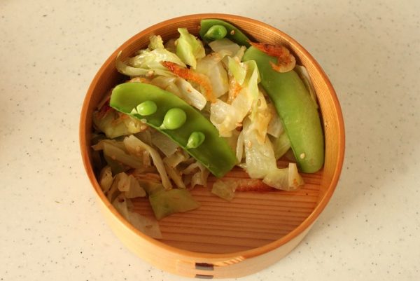 お弁当の詰め方