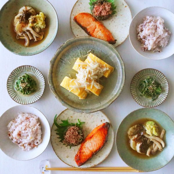 真似したい！朝ごはん好きさんたちの「器」「盛りつけ」の楽しみ方3例