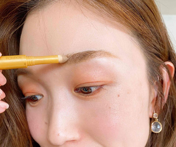 色選び、描き方…透明感をまとう「眉メイク」のポイント3つ