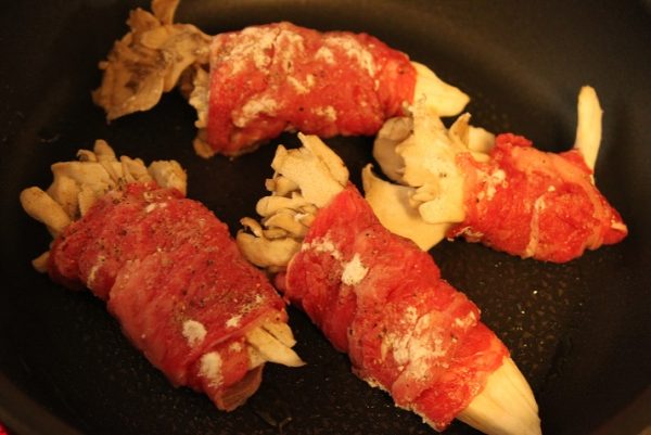 まいたけの肉巻き
