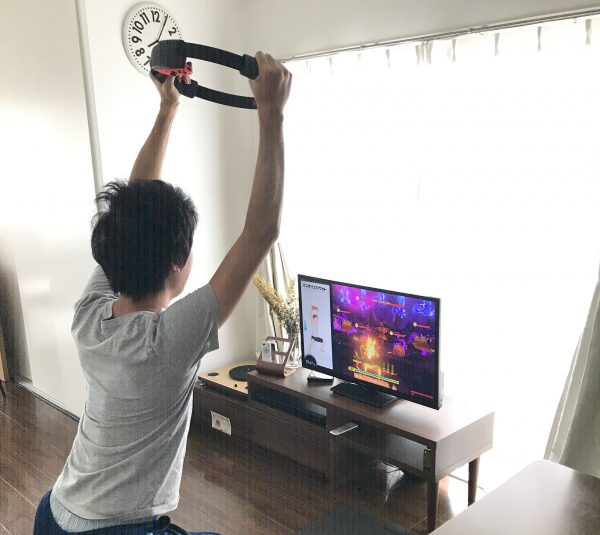 （朝８時リングフィットアドベンチャーをする夫）