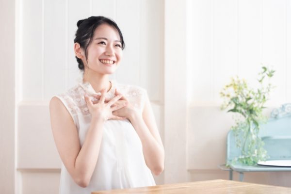 ハッピーそうな女性