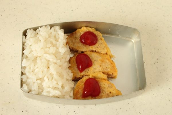 2品弁当の詰め方