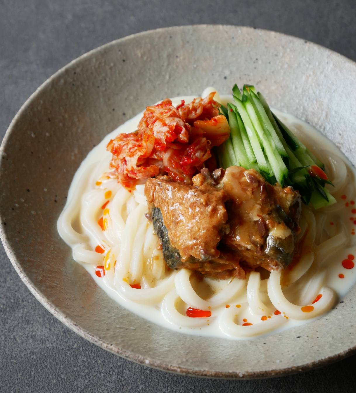 火を使わず簡単つるっ！きゅうりとサバ缶の「豆乳冷やしうどん」