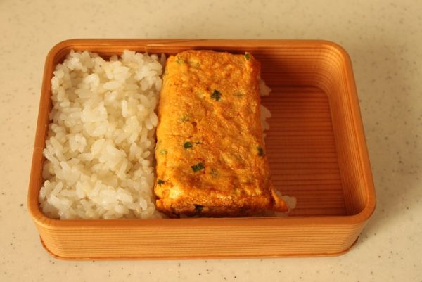 2品弁当の詰め方