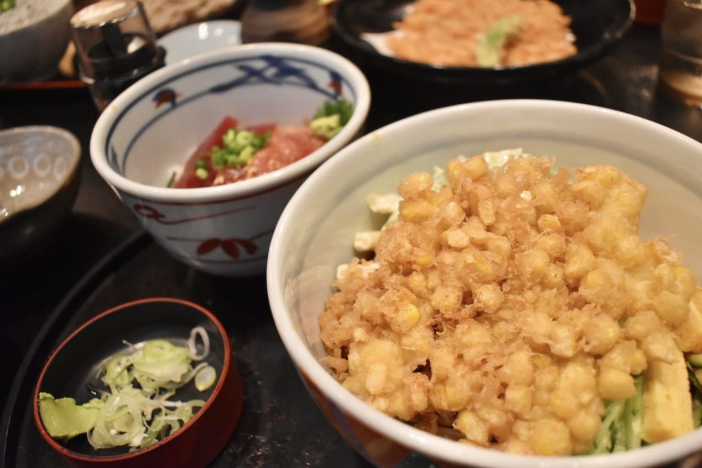 長生庵とうもろこし天、どんぶり