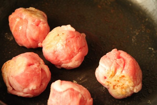 うずら卵の肉巻き