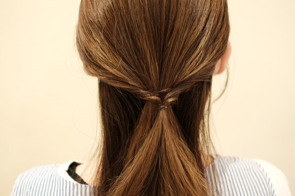 可愛くて、おしゃれ！簡単「シュシュ」ヘアアレンジ術♪