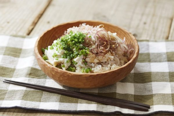 超カンタンお豆腐レシピ「やっこ飯」