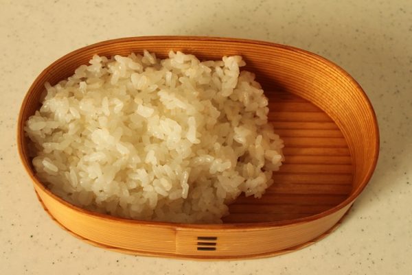 2品弁当の詰め方