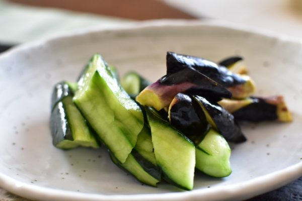 サラダ感覚で食べたい！簡単「野菜の浅漬け」レシピ3選