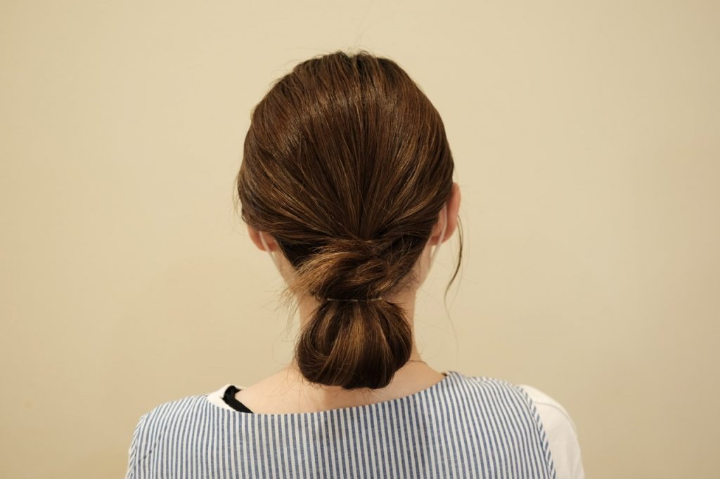 可愛くて、おしゃれ！簡単「シュシュ」ヘアアレンジ術♪