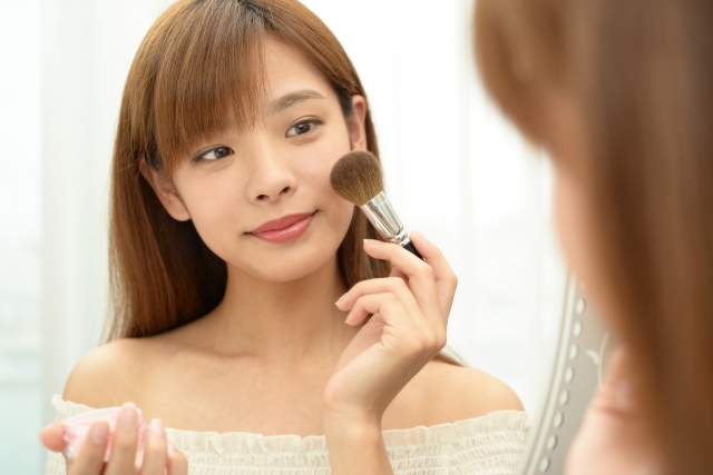 少しのプラスで叶う!視線を引き付ける「黄金バランス」メイクのコツ