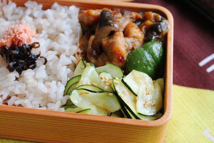 火を使わない簡単夏おかず♪「ズッキーニのナムル」のお弁当