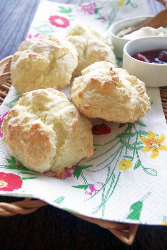 朝焼きパン♪★レシピ★ホットケーキミックスでふんわりもっちりクイックブレッド