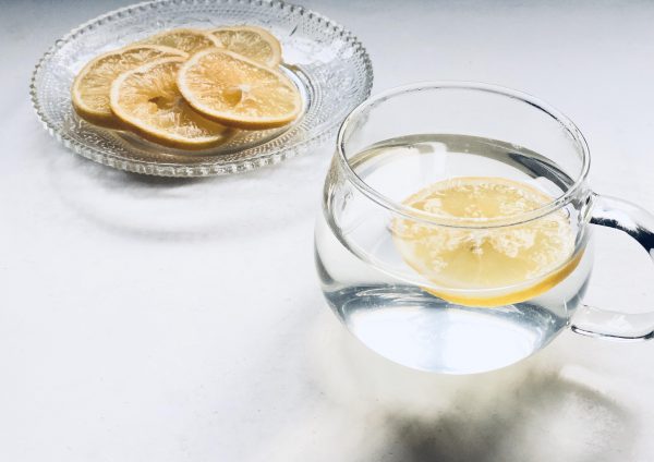 ダイエットも美肌も◎朝1杯でキレイをつくる新習慣「レモン白湯」